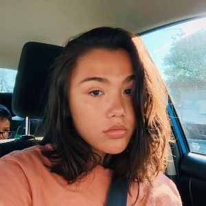 Meet your Posher, Paige